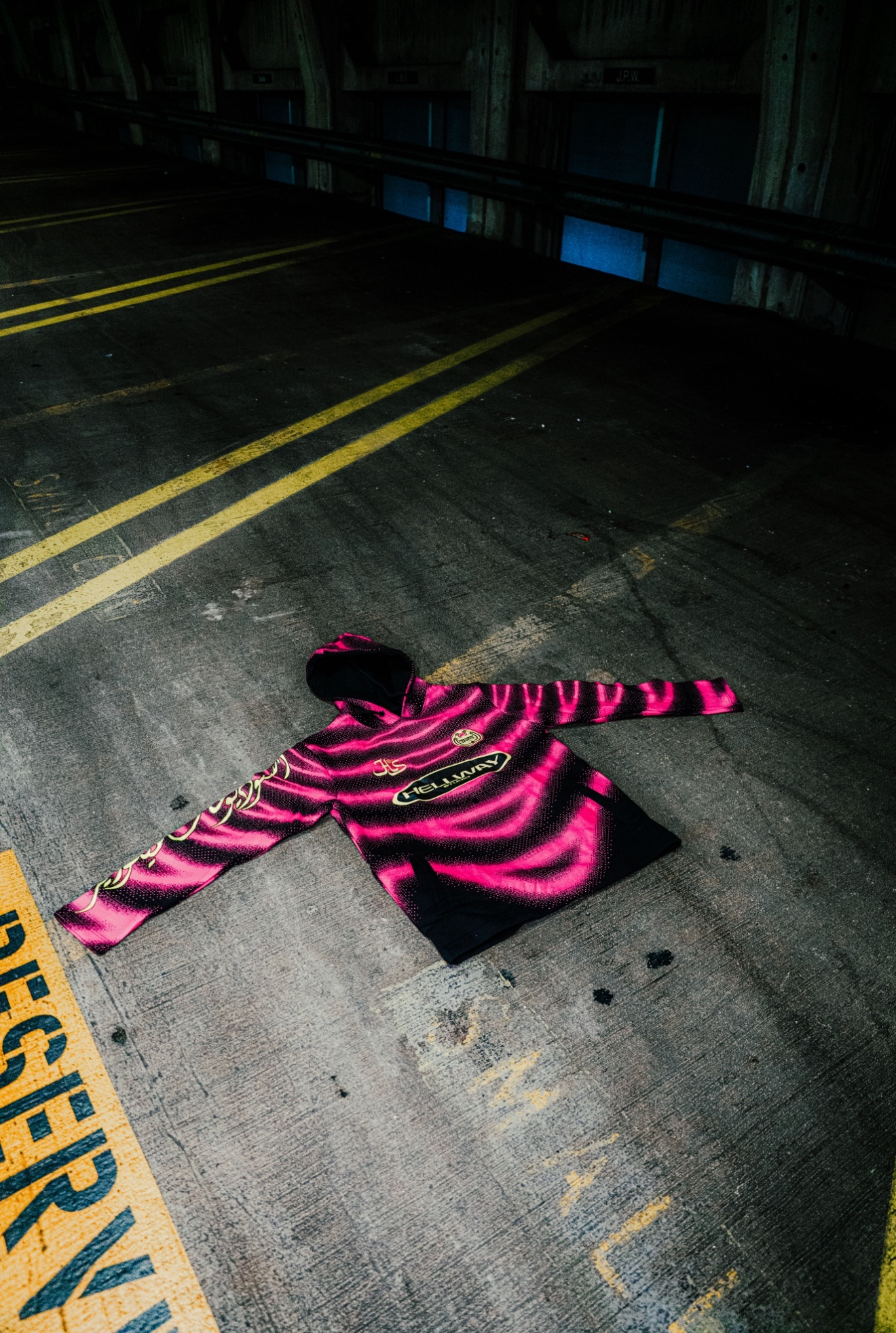 Noor-IX (Pullover Hoodie)